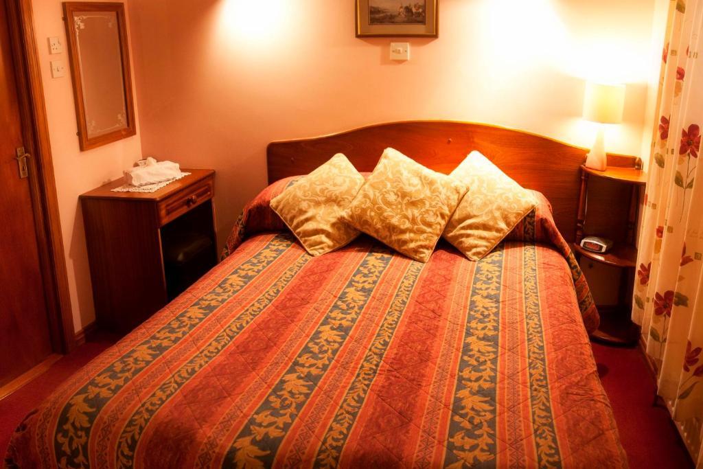 Hazelbrook Bed & Breakfast Westport Zimmer foto